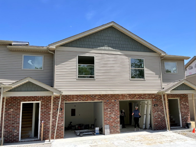 Cedar View Two Bedroom Townhomes with Garage Fairview, LLC